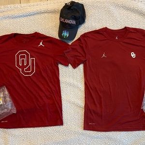 4 NIKE JORDAN OKLAHOMA SOONERS  T-SHIRTS, 1 Hat and Orange Bowl Shoe Bag